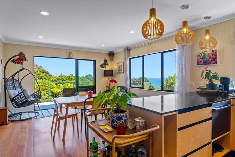 6 Berridge Road Muriwai Beach_7