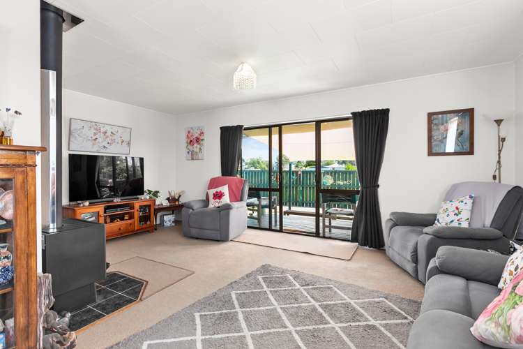 7 Latham Stubbs Crescent Waipawa_4