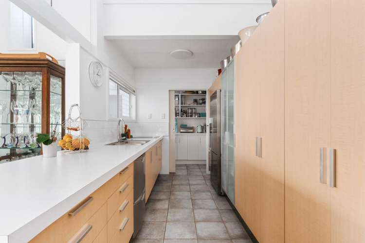 75 Sutherland Road Brookfield_12