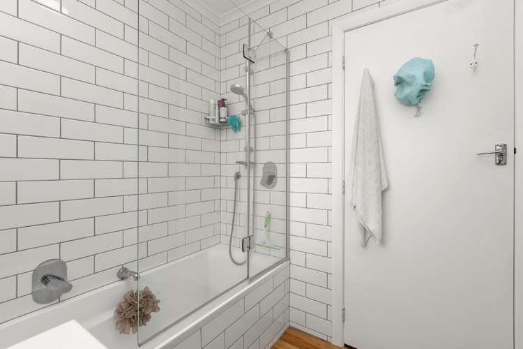 10 Tahuna Avenue Raglan_16