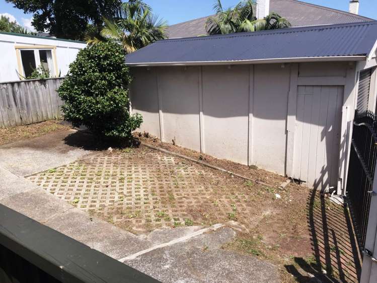 153 Carrington Road Mount Albert_12