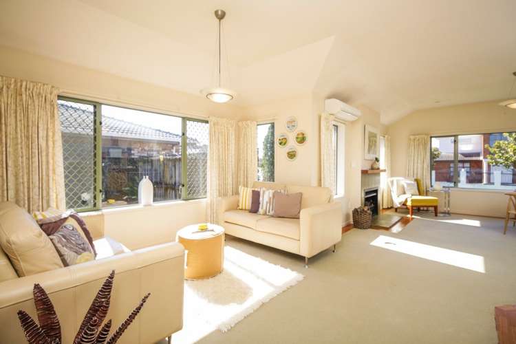 12 Vinograd Drive Te Atatu Peninsula_18