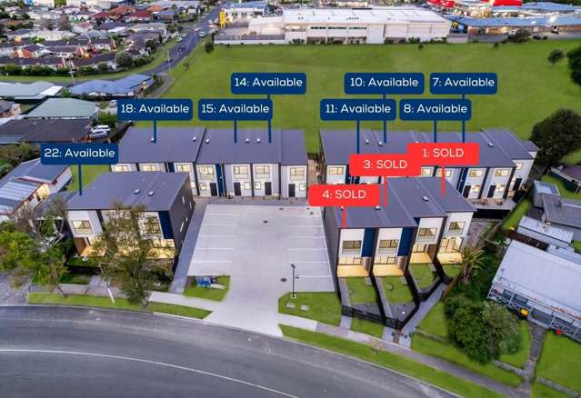 10/17 Barneys Farm Road Clendon Park_4