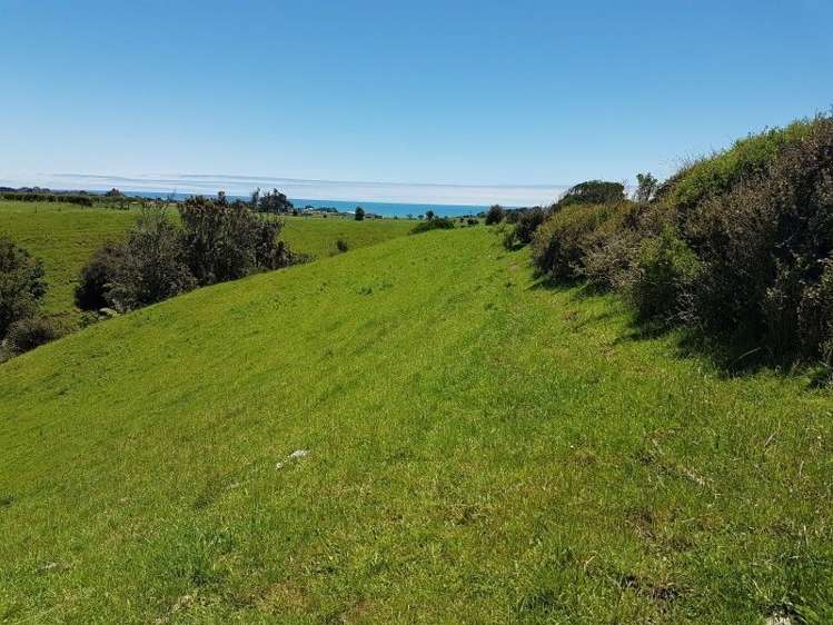 80 Koru Road Omata_9