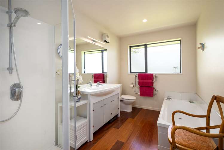 101 Marlborough Ridge Drive Fairhall_17