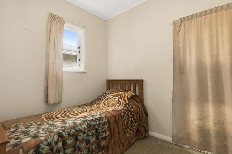 15 Pirie Crescent Moera_6