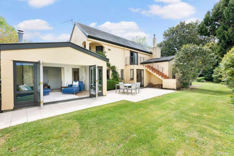 133 Ara-Kotinga Whitford_13