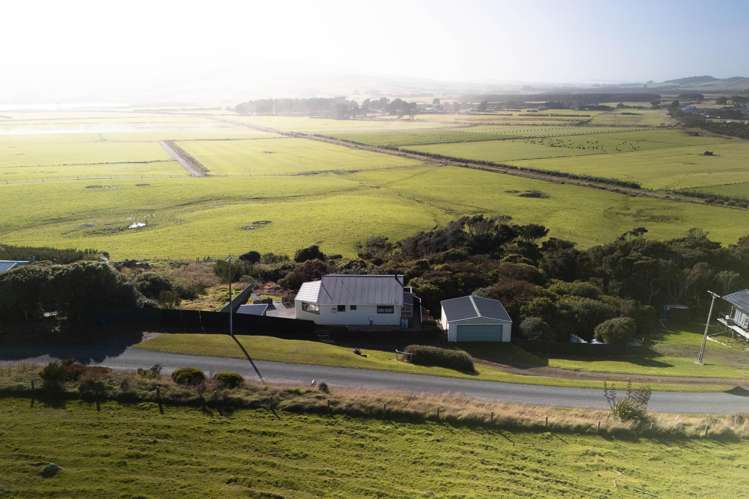 42 & 44 Bungalow Hill Road Colac Bay_27