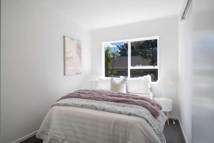 2/8 Kaipatiki Road Glenfield_8