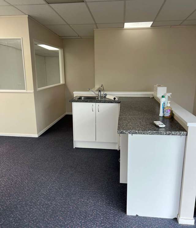 Unit 1C/7-9 Tait Place Rosedale_2