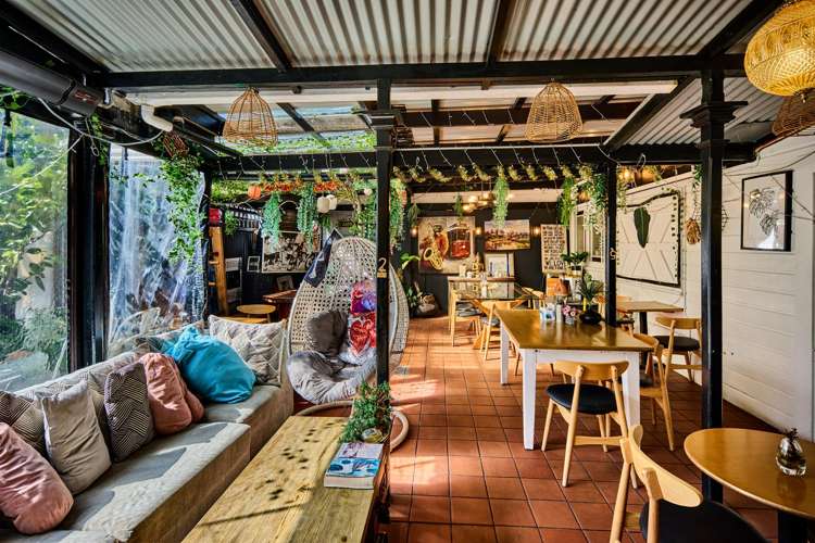 5 Oroua Street Eastbourne_8