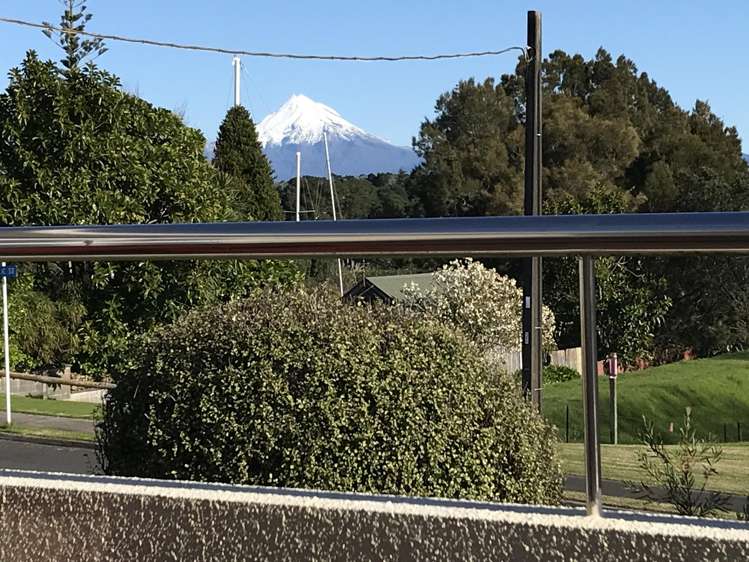 50 Leslie Street Waitara_55