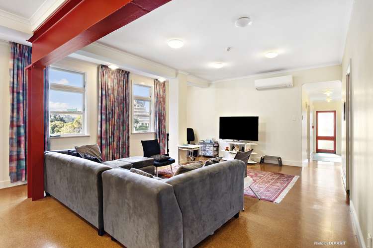 81 Hill Street Thorndon_11