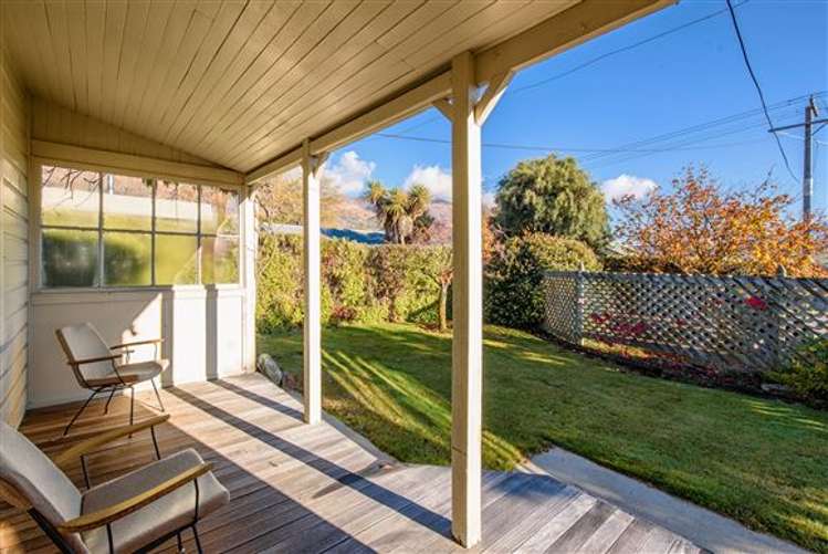 98 Tenby Street Wanaka_21