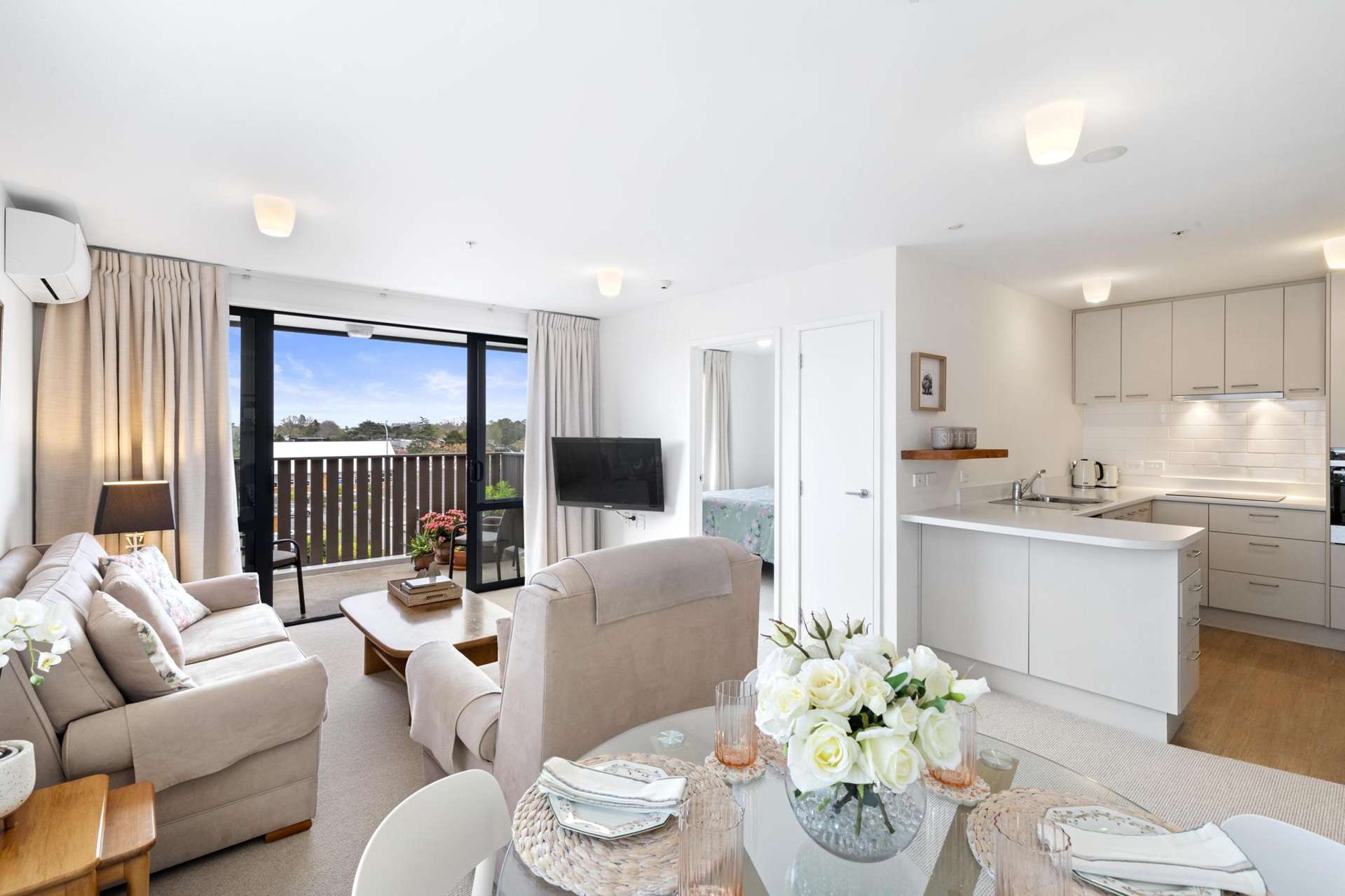 206/102 Edinburgh Street Pukekohe_0