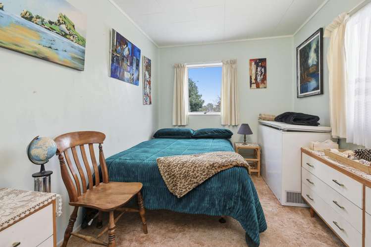 210 Cooper Drive Kawhia_8