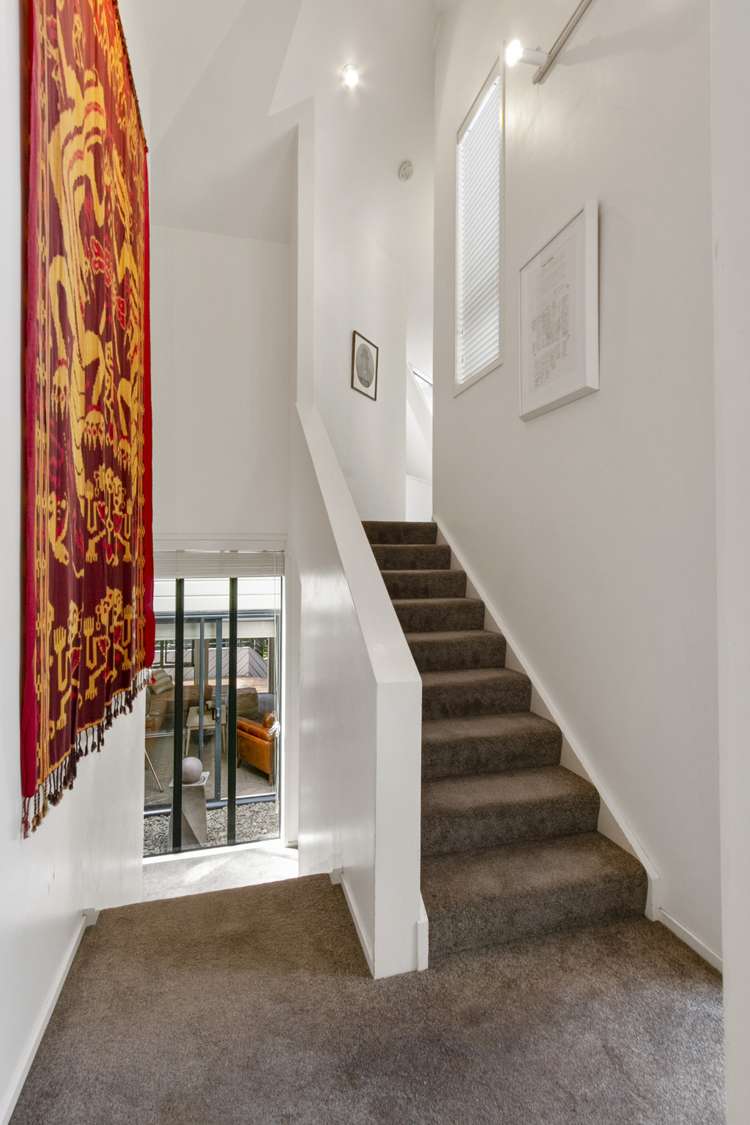 13 Kaurimu Rise Titirangi_9