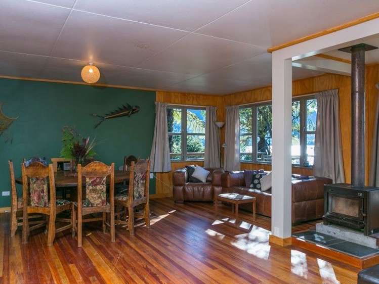 528 Moetapu Bay Road Anakiwa and Surrounds_6