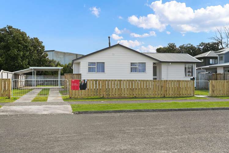 63 Oakfield Crescent Pukete_24