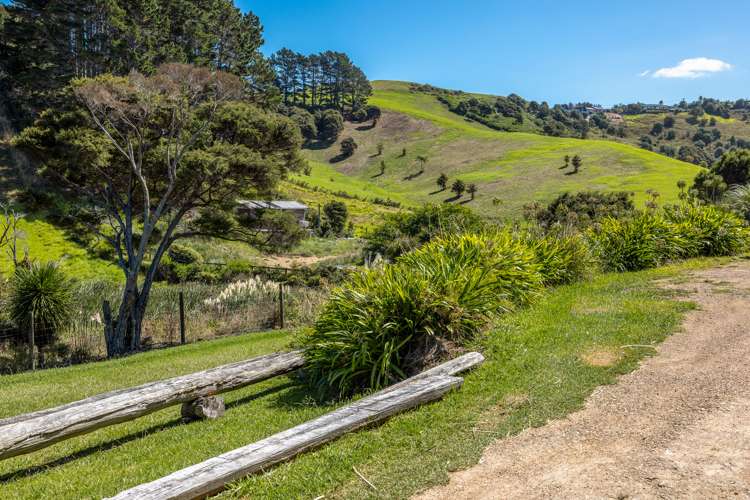 20 Te Makiri Road Onetangi_6