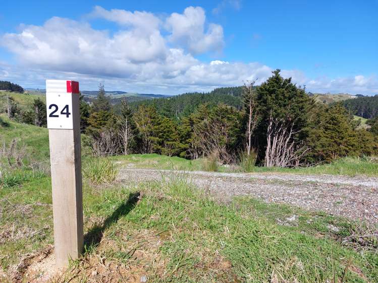 Lot 1/24 Kamea Place Maungaturoto_4