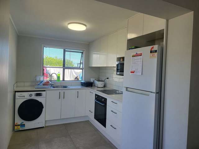 2/41 Ferguson Street Manurewa East_2