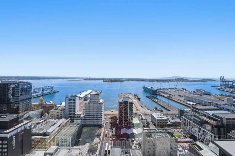 2801/10 Commerce Street City Centre_44