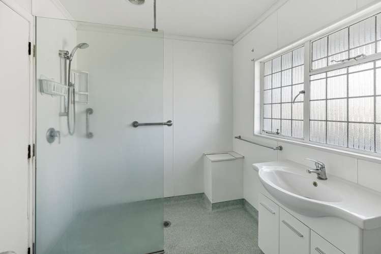 356 Clayton Road Pukehangi_11