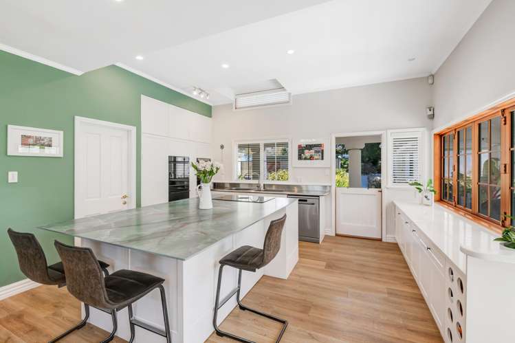 636 Kahikatea Flat Road Waitoki_26