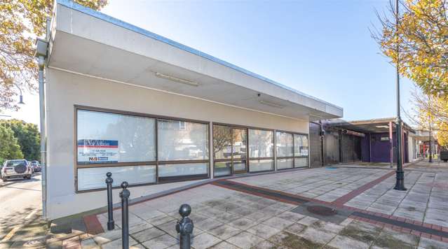 Comfortable Medium Size Office Space