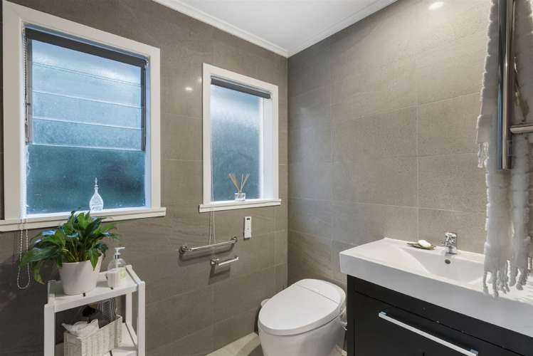 1/25 Creamer Avenue Belmont_12