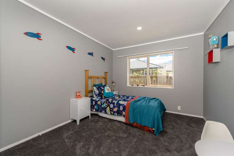 21 Farnborough Drive Nawton_9