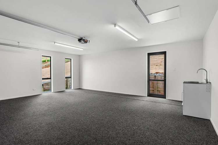 50 Hawken Road 11608_13