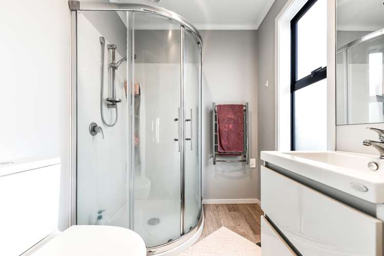 6/3 Charlemont Street Whitiora_9