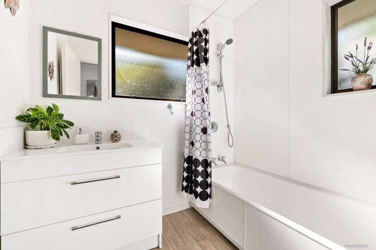 18 Brooke Road Red Hill_11