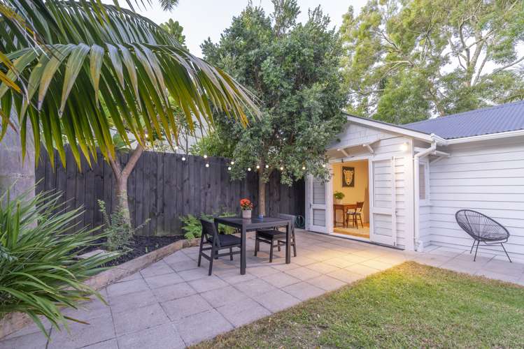 28 Buxton Street Point Chevalier_8