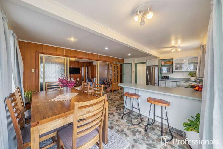 33 Donnelley Drive Wainuiomata_12