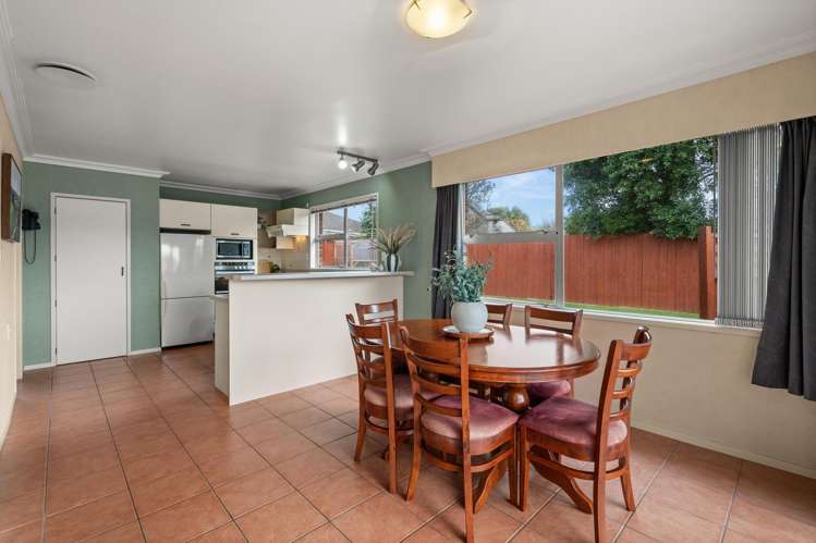 27 Meadowland Street_2