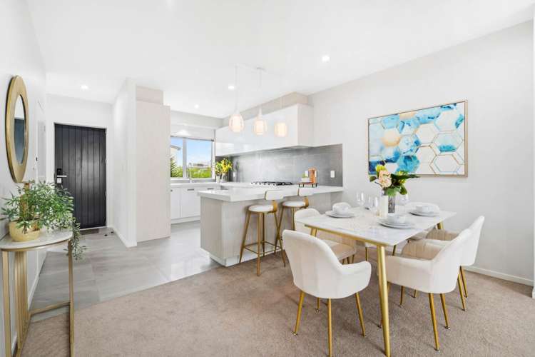 28 Pencaitland Drive Flat Bush_8