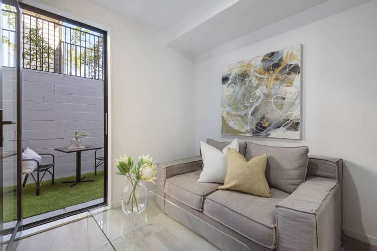 4,5&9/20 Fairview Road Mt Eden_6