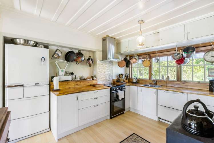 98 Hanham Road Kumeu_8