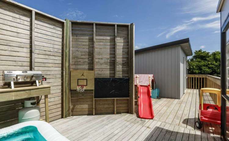 1/25 Fairclough Road Beach Haven_19