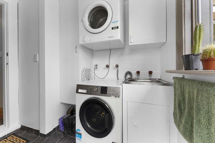 210 Kimbolton Road Feilding_14