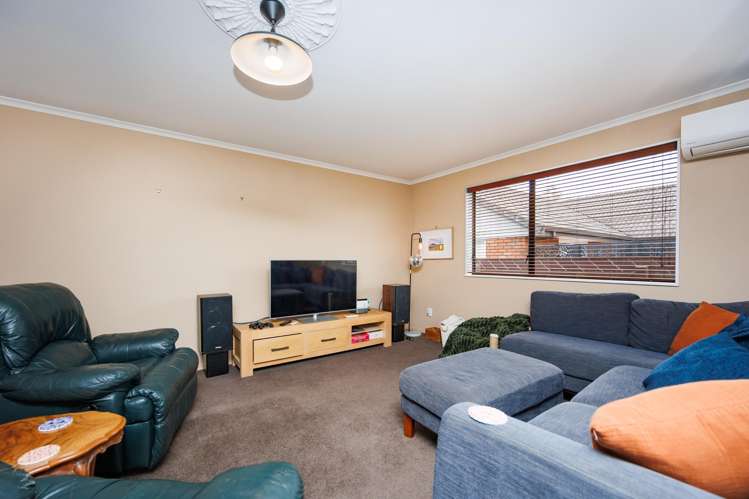 23 Norfolk Crescent Feilding_6