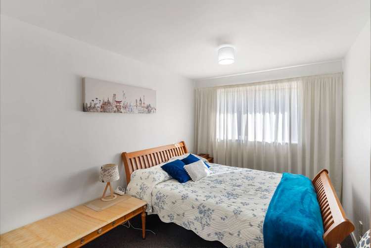 1 Travis Country Drive Burwood_9