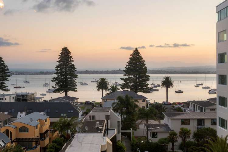 6A/15 Maunganui Road Mt Maunganui_1