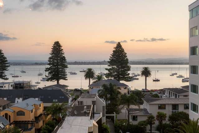 6A/15 Maunganui Road Mt Maunganui_2