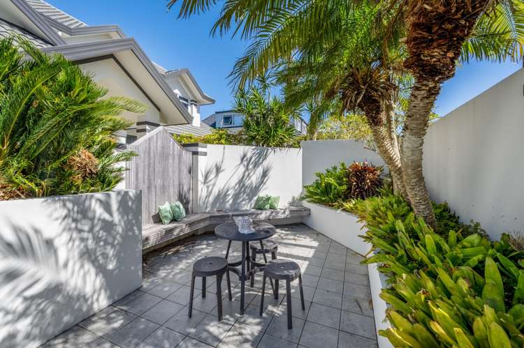 1 Page Point Mellons Bay_21