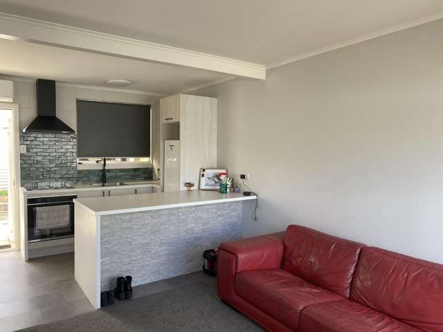 1/104 Budge Street 10706_2