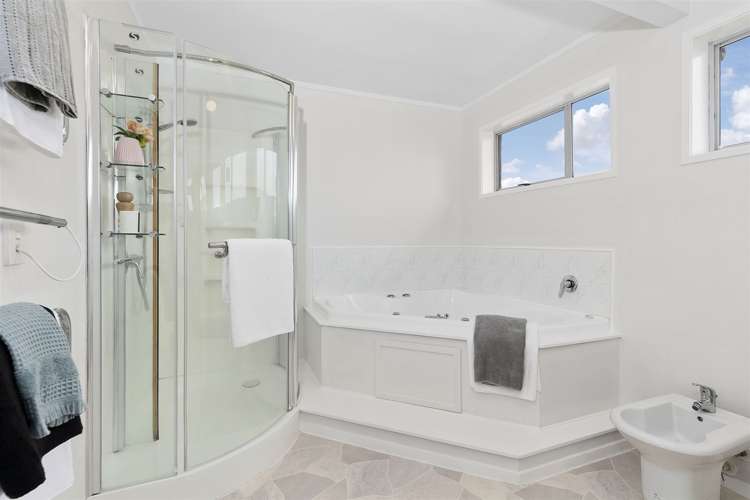 4/87 Ocean View Road Hillcrest_12